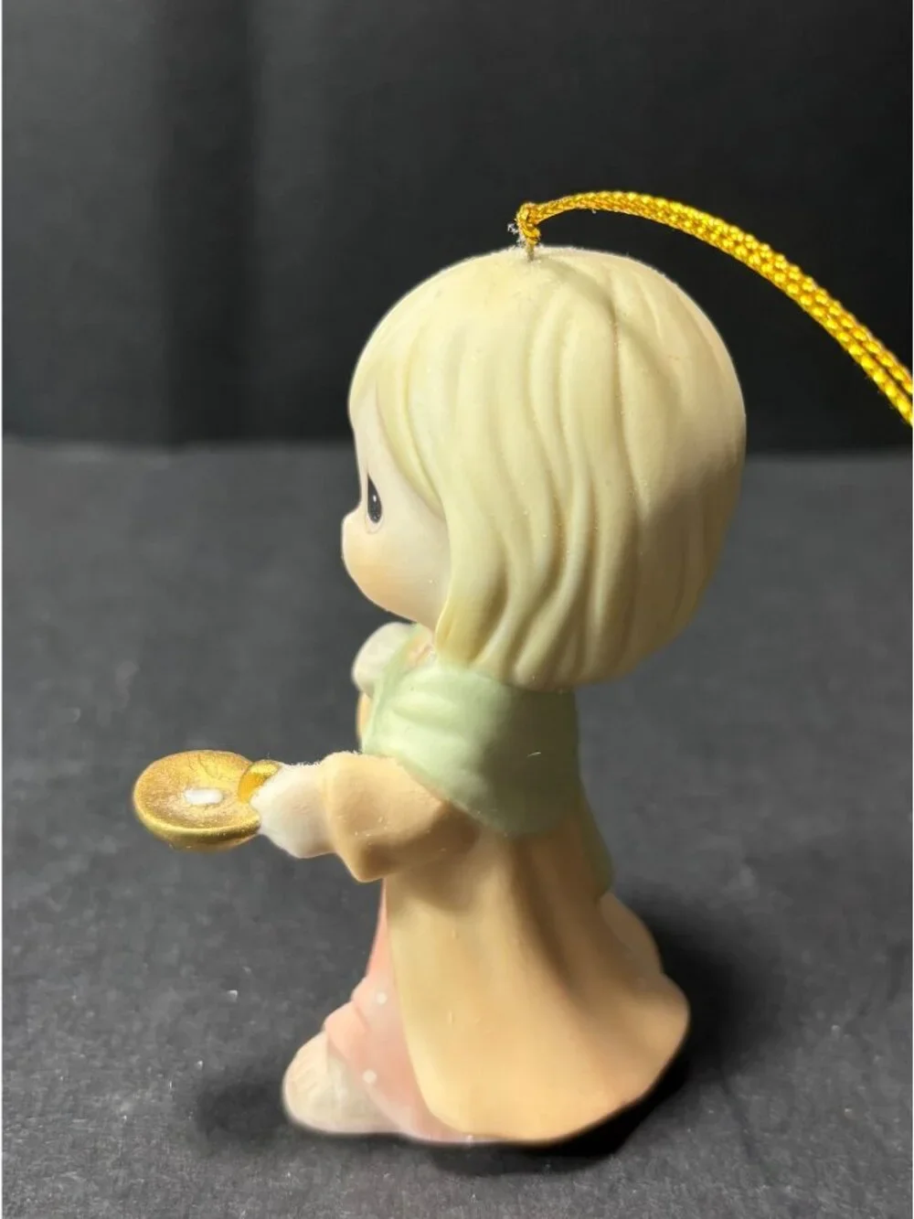 Precious Moments 2009 May Your Faith Light The Way Porcelain Bisque FLAW READ